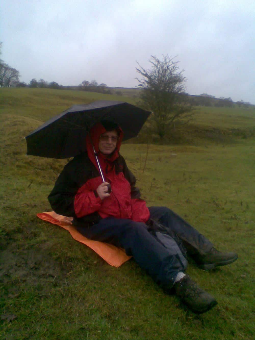 roy webmaster on a wet break,super walk and beer afterwards