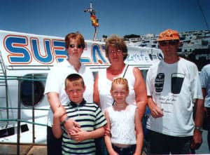 Lorna Adele Roy David Jodie outside subcat Pto Carmen Lanzarote july 2002